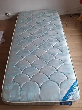 matelas 90x190