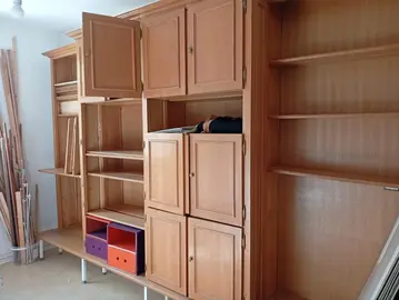 étagère en bois