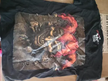 tee-shirt