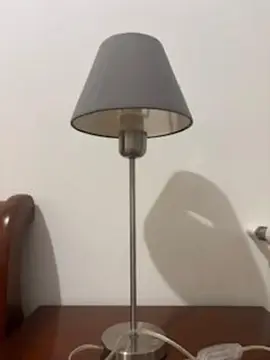 Lampe de chevet grise