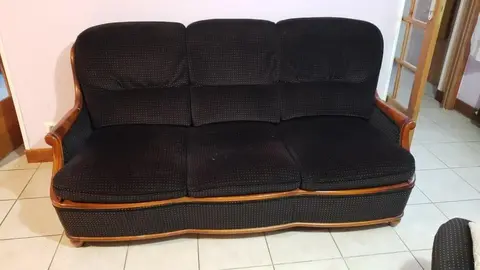 Canapé lit et deux fauteuils