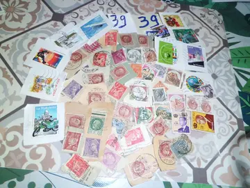 lot timbres monde 39