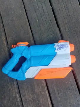 pistolet à eau NERF