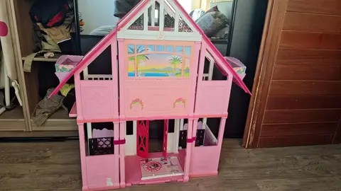 Maison de barbie à rafistoler
