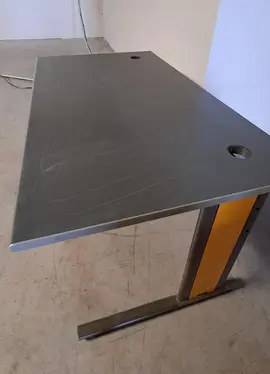 Bureau gris