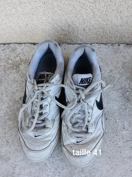 Chaussures NIKE