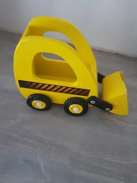 Tractopelle en bois