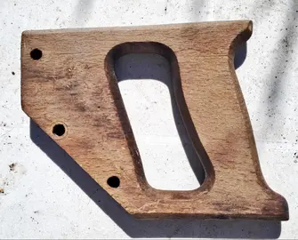 manche de scie en bois