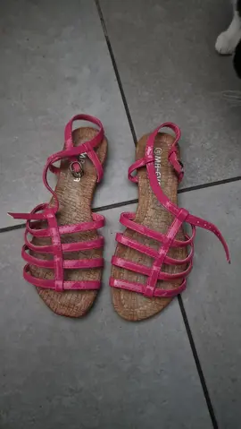 sandales