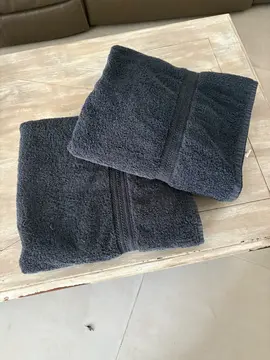 2 Grands draps de bain
