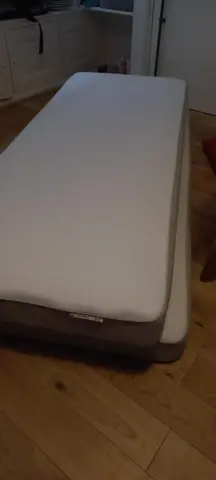 Donne 2 matelas Ikea