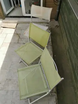 Donne 3 chaises de jardin