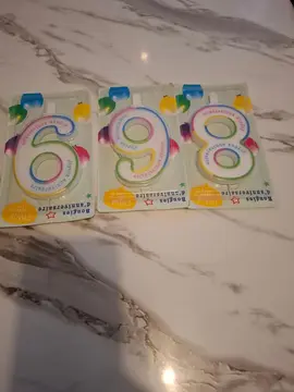 lot de trois bougies d'anniversaire