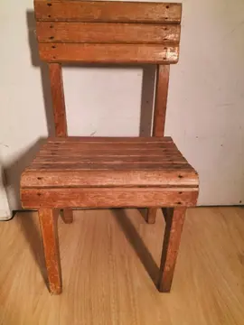 petite chaise enfant en bois