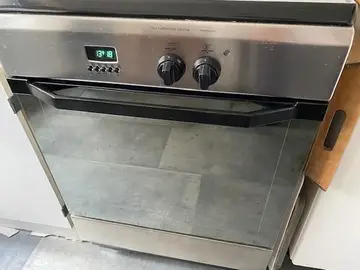 Cuisinière induction INDESIT