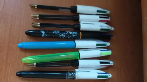 stylos 4 couleurs pour pièces