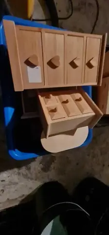 Donnes petits meubles bois