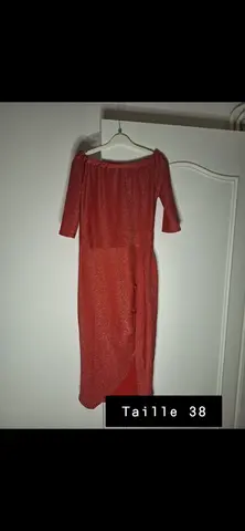 robe rouge