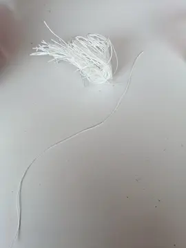 petites ficelles élastiques