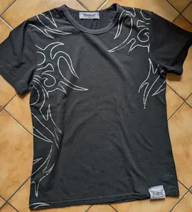 tee-shirts
