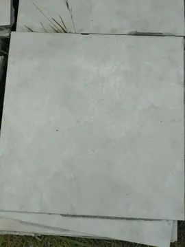 carrelages blanc cassé