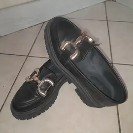 chaussure en cuire t37 San marina