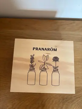 Coffret de rangement huiles essentielles