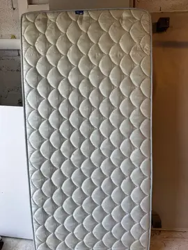 sommier et matelas 90x190