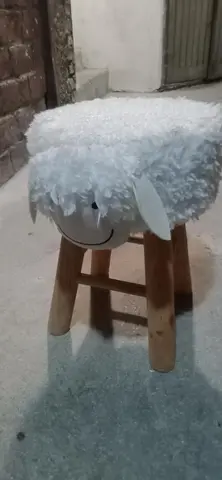 Un tabouret mouton