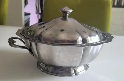 plat à légumes en inox avec couvercle