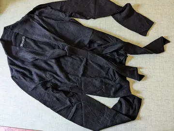 pull fin chaud noir a ec ceinture