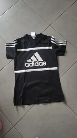 Tee shirt