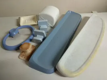 Accessoires pour salle de bain vintage
