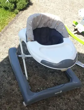 trotteur bebe