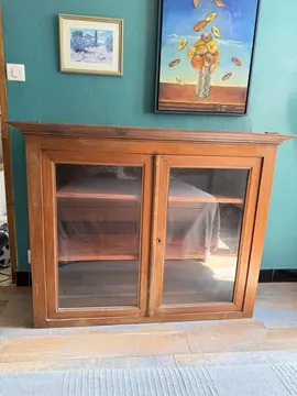 Dessus de buffet vitré