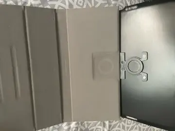 étui de tablette neuf