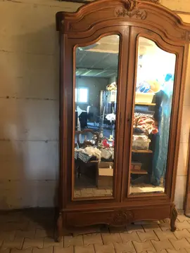 armoire chambre à coucher et lit