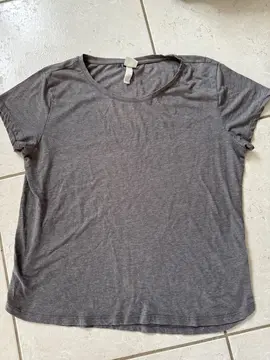 t shirt gris taille L