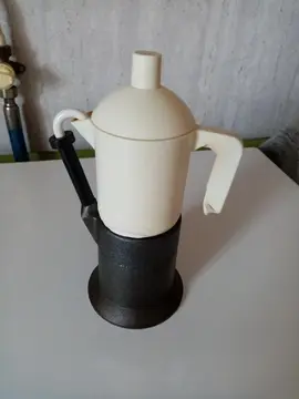petite cafetière italienne