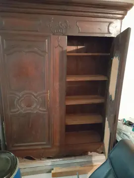 Très belle armoire ancienne