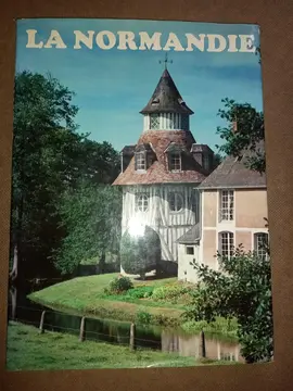 Livre La Normandie 24 x 33 cms