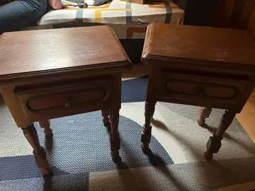 2 tables de nuit