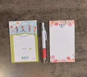 2 petits blocs notes