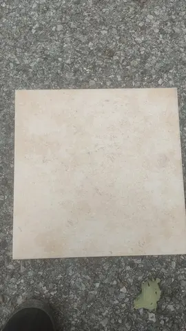 15 carreaux pour le sol 29cm/29cm