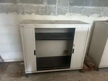 2 Meubles rangement métallique