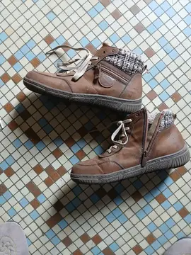 chaussures montante tbe