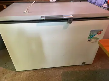Congélateur bahut 360 l