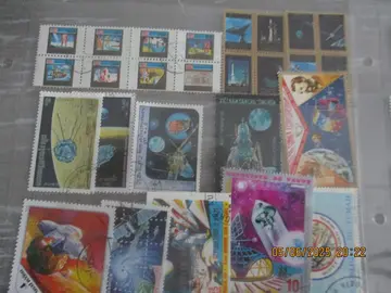 25 timbres - Thème espace - divers pays