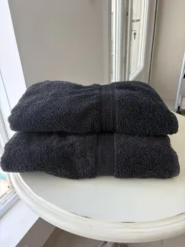 2 Draps de bain noirs
