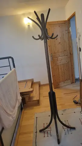 porte-manteau en bois
